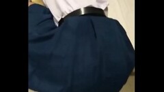 นักเรียนมัธยม3แอบดูหนังโป๊ในห้องน้ำ เลยXXXเธอแก้เงี่ยน